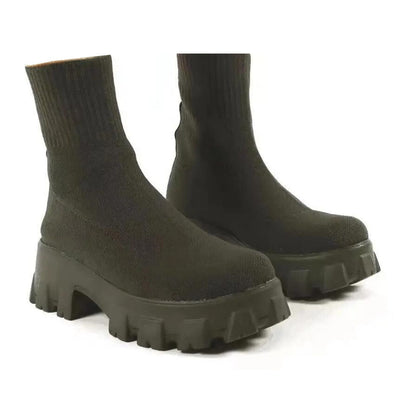 Women's military green chunky sole ankle boots with lugged tread