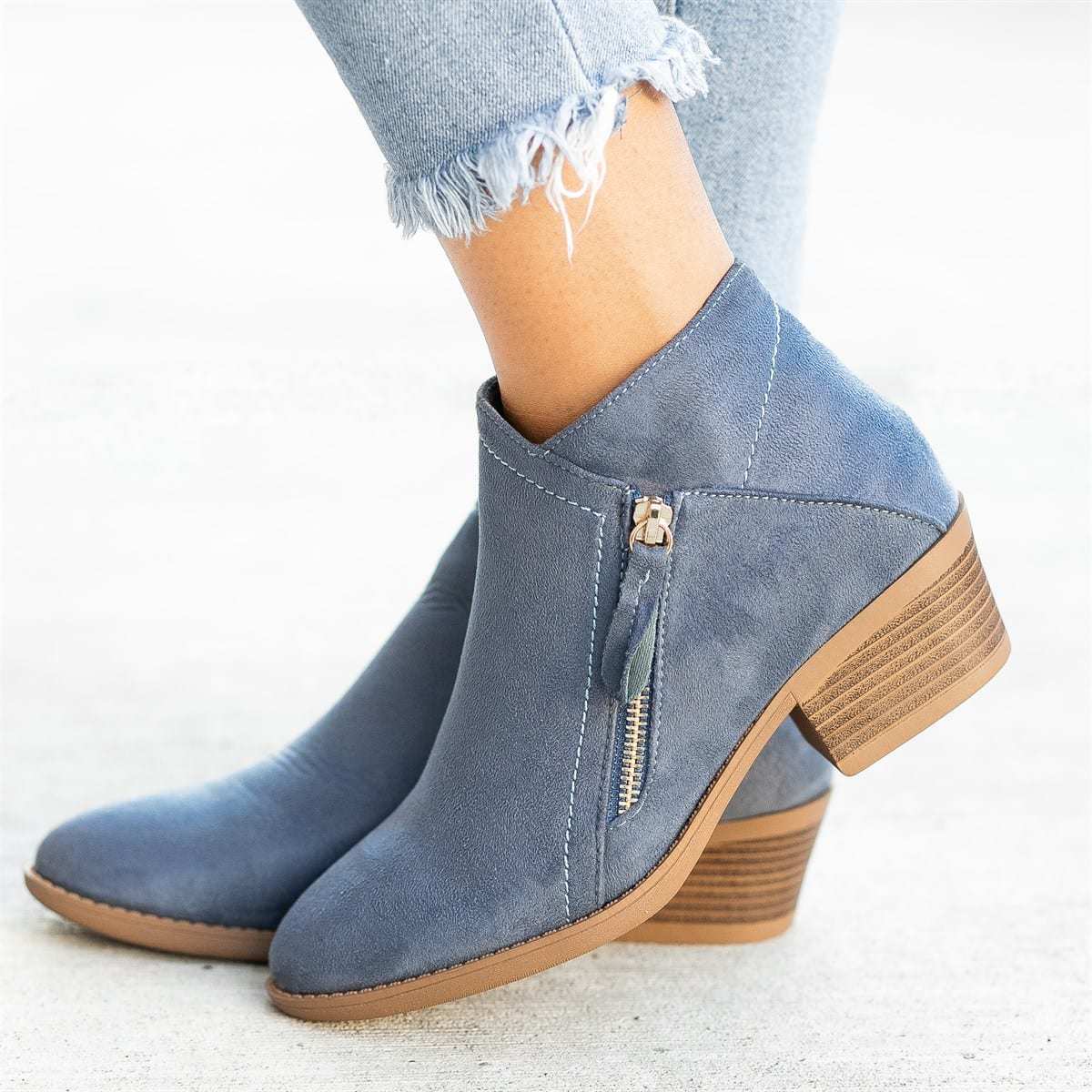 Women's blue leather-look ankle boots with side zip