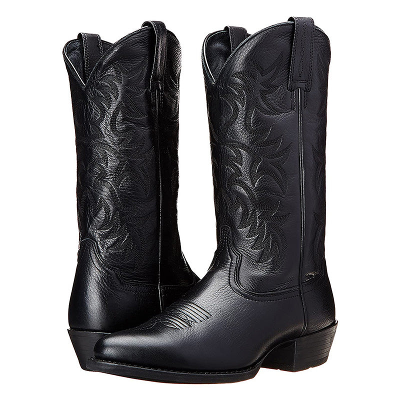 Women's western boots in Black with topstitched shaft and stacked heel